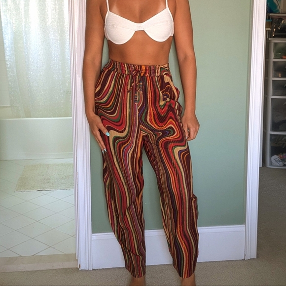 Farm Rio Exclusive Flowy Wavy Design Golden Accent Pants - Picture 3 of 12